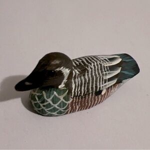 Solid Wood Small Mini Duck Folk Art Display Decoy 3D Vintage